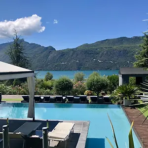 Les Du Lac Bed & Breakfast